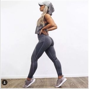 Gymshark sleek sculpture leggings with mesh pocket